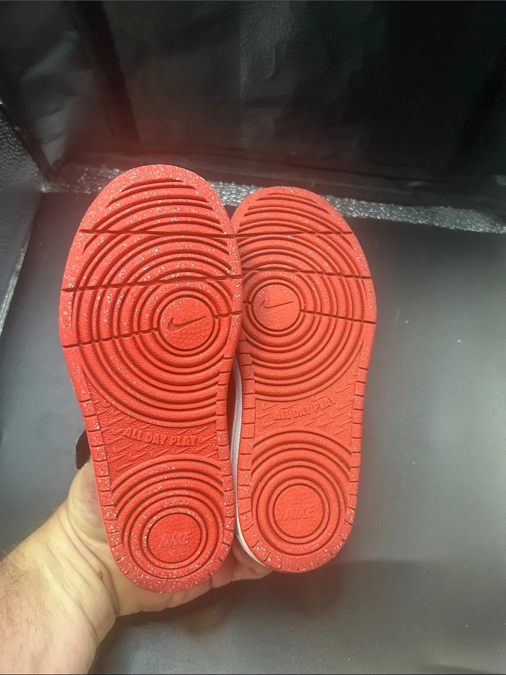 Nike Kids Red and Black Low-Top Sneakers with Hook-and-Loop Strap